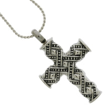 Charger l'image dans la galerie, Pendentif LEILA
